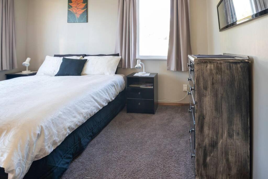 Turangi Home Family Size Таупо Экстерьер фото